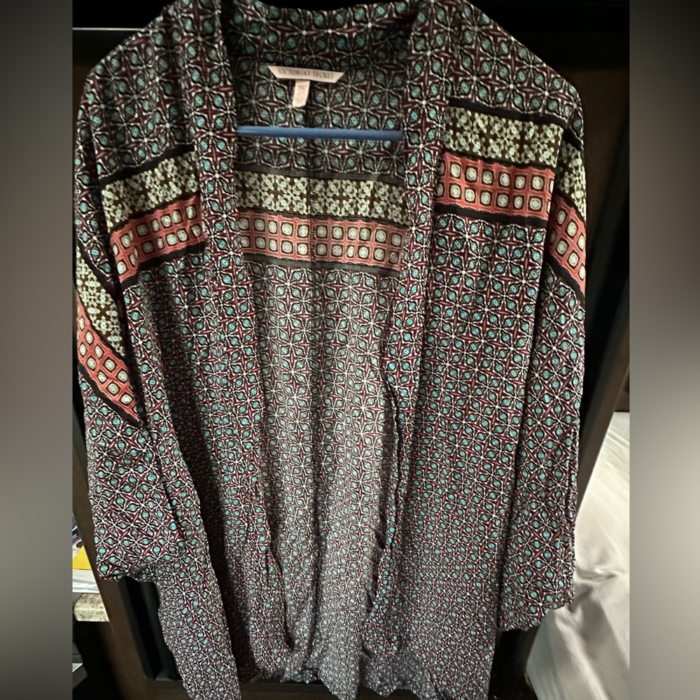 Victoria’s Secret Cocoon Cardigan Kimono Coverup